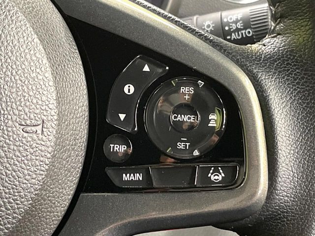 �y�A�_�v�e�B�u�N���[�Y�R���g���[���z�������H�ł̒��������s���y��!!�����ő��x��ۂN���[�Y�R���g���[�����A�Փˌy���V�X�e���ƘA�g���A�O���̎ԗ������m���ĎԊԂ�ۂ悤�ɑ��x���߂��Ă���܂�!!