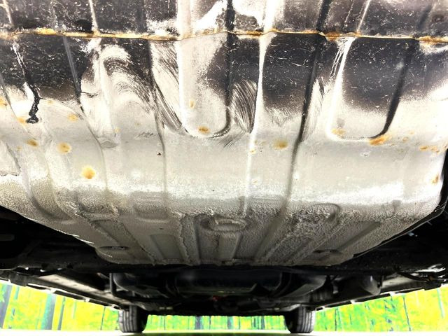 下回りがきれいなうちに、防錆加工の施工がオススメ。降雪地域はもちろん、沿岸部にお住いの方や、趣味でマリン・ウィンタースポーツをされる方にご好評いただいております。