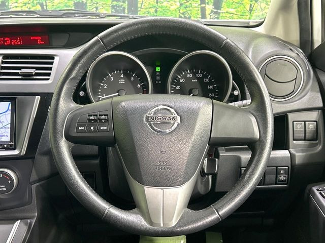 �y�����v�����X�e�A�����O�z�㎿�Ȋv���g�p���邱�ƂŁA��ɂ����������݂ƂĂ��^�]���₷���n���h���ł���