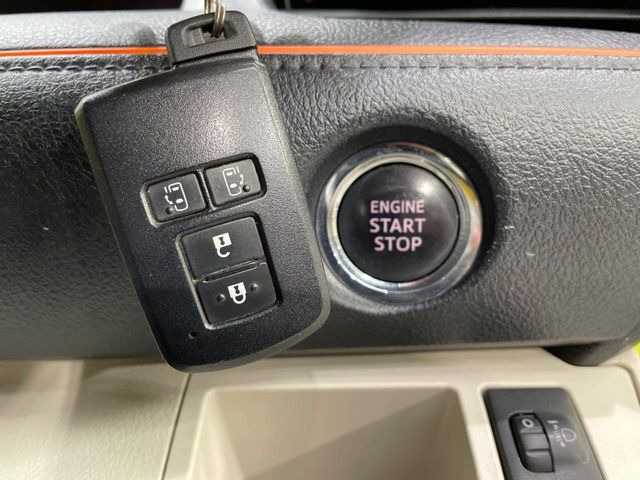 �y�X�}�[�g�L�[�z�J�o����|�P�b�g�ɓ��ꂽ�܂܂ł��h�A�̎{���E�������\�ȃX�}�[�g�L�[�𑕔��B�G���W���̃I���E�I�t�����J�M�����o���K�v����������Ƃ��Ă��֗��ł���