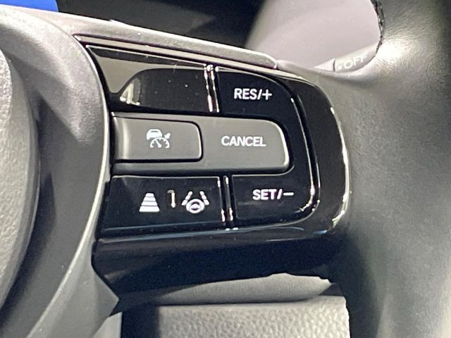 �y�A�_�v�e�B�u�N���[�Y�R���g���[���z�������H�ł̒��������s���y��!!�����ő��x��ۂN���[�Y�R���g���[�����A�Փˌy���V�X�e���ƘA�g���A�O���̎ԗ������m���ĎԊԂ�ۂ悤�ɑ��x���߂��Ă���܂�!!