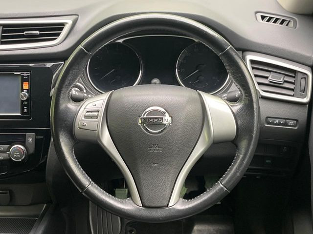 �y�����v�����X�e�A�����O�z�㎿�Ȋv���g�p���邱�ƂŁA��ɂ����������݂ƂĂ��^�]���₷���n���h���ł���