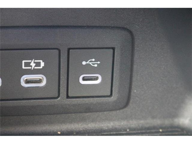 こだわりがあってなかなか気に入ったお車がないそこのお客様!全国のオークションからピッタリの1台を探すことが可能です。ぜひ一度お問い合わせください。