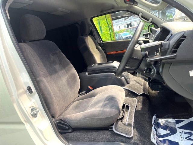 �^�]�ȃV�[�g���͎g�p�������Ȃ��A�ǍD�ȏ�ԂƂȂ��Ă��܂��B���J�Ɏg���Ă������Ƃ��悭�킩��܂��ˁB