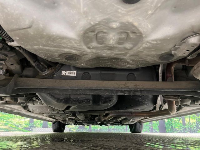 下回りがきれいなうちに、防錆加工の施工がオススメ。降雪地域はもちろん、沿岸部にお住いの方や、趣味でマリン・ウィンタースポーツをされる方にご好評いただいております。