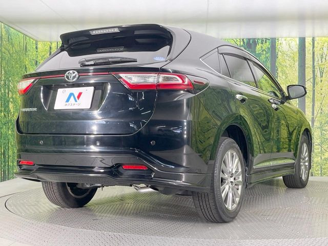 ☆全国のネクステージからお取り寄せが可能※!遠方の店舗に展示してあるクルマが気になる場合も、最寄りの店舗でご覧いただくことが可能です!是非私たちに要望をお聞かせください!※別途費用