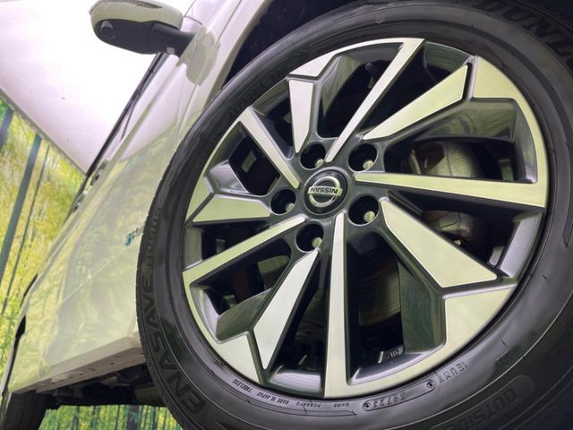 �y����16�C���`�A���~�z�C�[���z�O�ςɃ}�b�`���������A���~�z�C�[���𑕒����Ă���܂��B�e��ЊO�A���~�z�C�[����A�X�^�b�h���X�^�C�����戵�����Ă���܂��B���񂲑��k����������