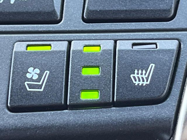 �y�V�[�g�q�[�^�[�z�������ɏd�󂷂�V�[�g�q�[�^�[!�G�A�R����葁�����܂��Ă����̂Ŋ�����̐l�����S�ł��ˁ�G�A�R���̉����͊������邩����A�Ƃ������ɂ����������߂ł��B