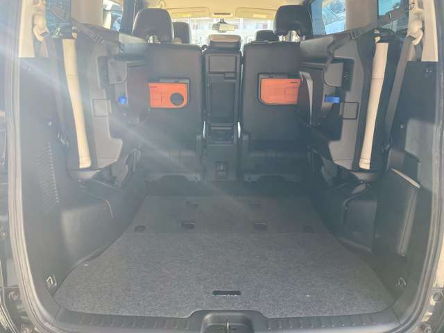 在庫車両に関してはお客様により良いものをご提供する為に品質に拘って仕入れを行っております。各お車の状態はそれぞれですのでご商談時に当店スタッフがご説明させて頂きますのでご安心くださいませ。