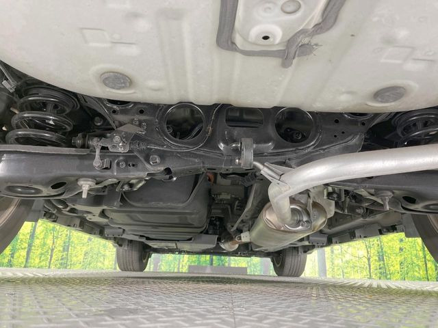 下回りがきれいなうちに、防錆加工の施工がオススメ。降雪地域はもちろん、沿岸部にお住いの方や、趣味でマリン・ウィンタースポーツをされる方にご好評いただいております。