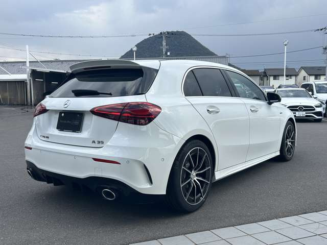 AクラスAMG A35 4マチック 4WD