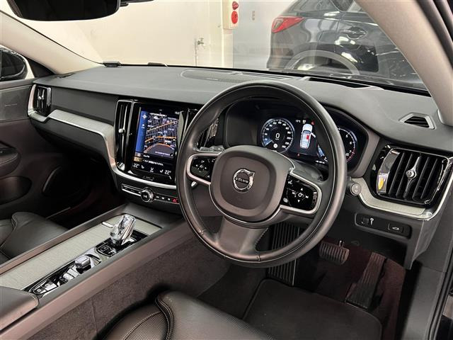 V60B5 インスクリプション