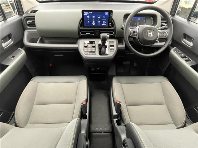 フリード1.5 e:HEV クロスター