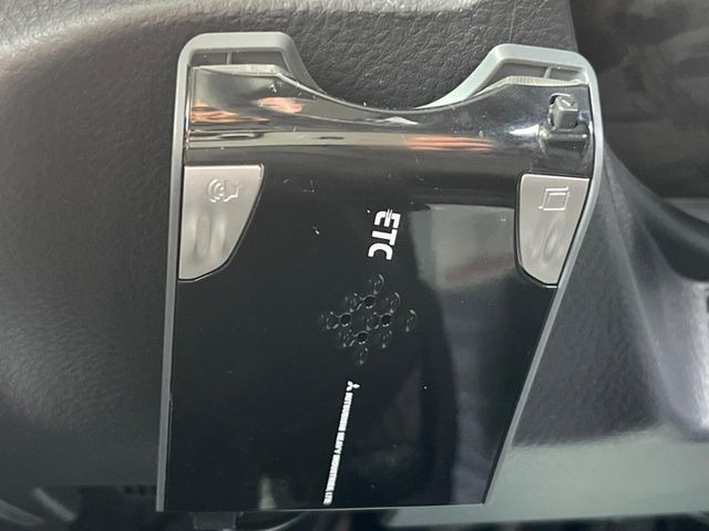 【ETC】高速道路の料金所をストレスなく通過!話題のスポットやサービスエリアに多い「スマートIC」利用時は必須のアイテムです。当店でセットアップを実施、ご納車当日からすぐにご利用いただけます!