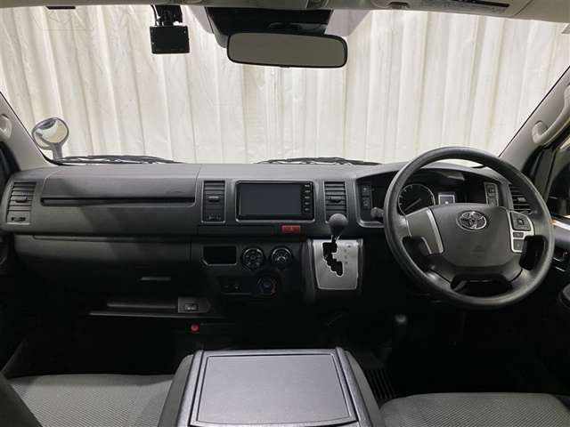 ハイエースバン2.8 DX ロング GLパッケージ ディーゼル 4WD