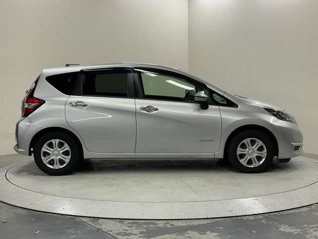 �����A�ЊO�̃G�A���p�[�c�̎�t���\�ł�!�����ƃJ�b�R�ǂ����������͂��C�y�ɂ��q�˂�������!!