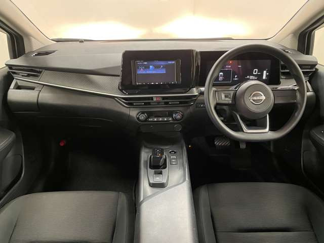 ���D�݂̃I�v�V�����𑕒����Č�[�Ԃ��邱�Ƃ��\�ł��B�i�r�E�o�b�N�J�����EETC�E��ȃt���b�v�_�E�����j�^�[�E�R�[�e�B���O�E�V�[�g�J�o�[�E�h���C�u���R�[�_�[�E�G���W���X�^�[�^�[ �ȂǂȂǎ戵����!