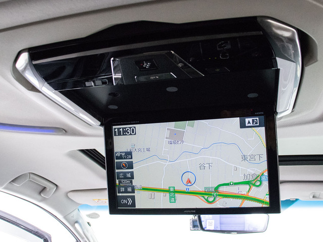 ★フリップダウンモニター★後席の方もDVD等をお楽しみいただけます!