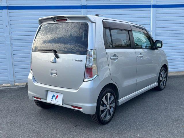 ☆全国のネクステージからお取り寄せが可能※!遠方の店舗に展示してあるクルマが気になる場合も、最寄りの店舗でご覧いただくことが可能です!是非私たちに要望をお聞かせください!※別途費用