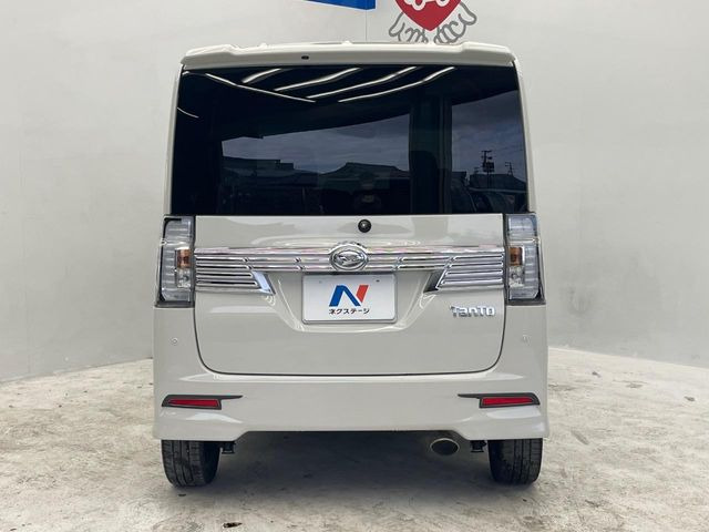 安心の最長10年・走行無制限保証(有償)をご用意。保証内容も充実はもちろん、無料点検&オイル交換や、年中無休の全国・24時間ロードサービスも付帯されておりますのでご安心下さい。