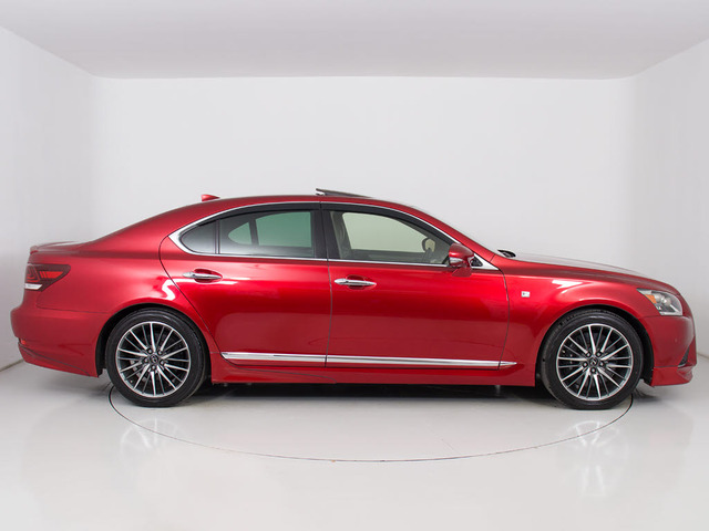 CSオートブランド「ウェザリア」フルエアロが装着されています!お好みはいかがですか?今付いているデザイン以外にも、各ブランドのエアロを格安にてお取付け出来ます!