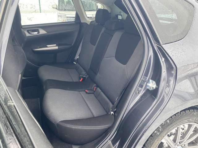 1�����P�ʂ̃J�[���[�X���\�ɂȂ��Ă���܂��̂Ő��񂲑��k���������B