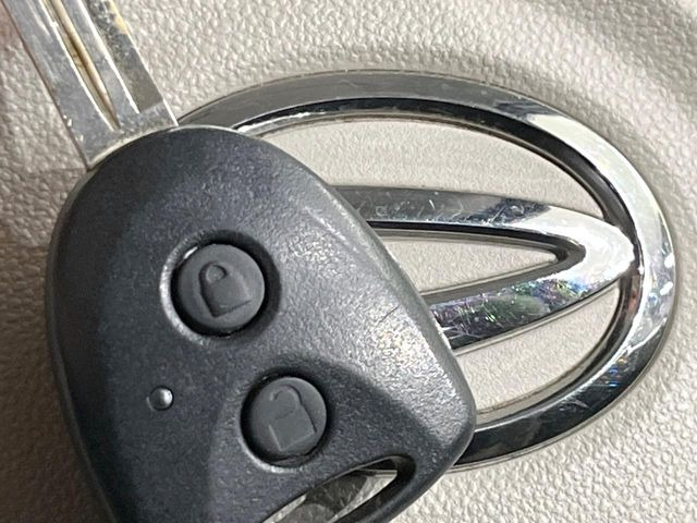 �y�L�[���X�z�������ꂽ�ꏊ����ł��{�^����Ńh�A�̊J���E�{�����ł���̂łƂ��Ă��֗�!�h�A�̌�������ɏ������邱�Ƃ�����܂����