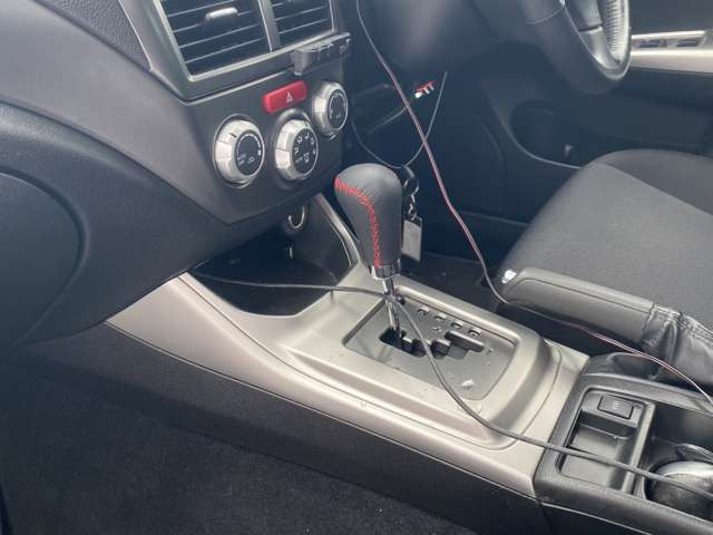 ���X�͎Ԃ̕i���Ɏ��M�������Ă��܂�!�Ȃ̂ŁA���܂��܂Ȋp�x����70���ȏ�̂��ʐ^�ڂ��Ă��܂��B