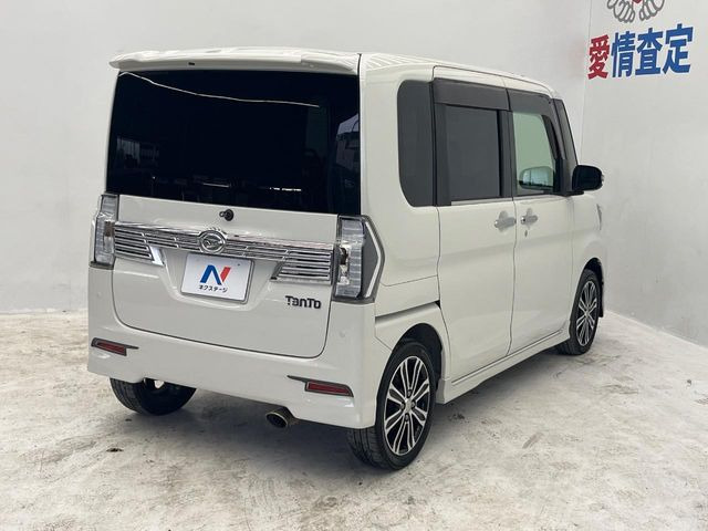 ☆全国のネクステージからお取り寄せが可能※!遠方の店舗に展示してあるクルマが気になる場合も、最寄りの店舗でご覧いただくことが可能です!是非私たちに要望をお聞かせください!※別途費用