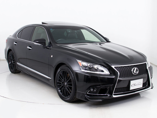 当社はご遠方お客様でも販売OK! 現車の確認は、電話でお話ししながら、気になる部分を実況中継します。さらに、気になる箇所を含め沢山のお写真をメールや郵送でお送りします。まずは一度お電話、メールにて!