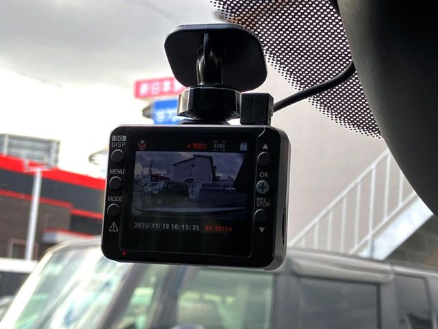 �y�h���C�u���R�[�_�[�z���S�E���S�ȃJ�[���C�t�ɕK�{�̃h���C�u���R�[�_�[�𑕔�!���s���͂������A������^�]�⎖�̂ɑ��������ۂ̏󋵂��f���ŋL�^���A����̃��X�N�ɔ����܂��B