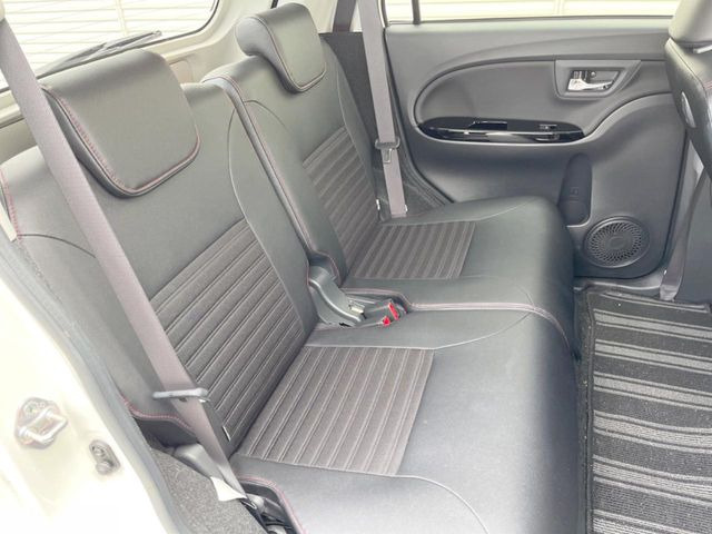 �L�X�Ƃ���2��ڃV�[�g�͋��Z���������A���S�n�����K!�F�B��Ƒ��Ƃ̂��o�����ɂ҂�����ł��B�x�r�[�V�[�g��`���C���h�V�[�g�g�p�������K�ɂ��߂�������������\���ȋ�Ԃ��m�ۂ��Ă��܂��B