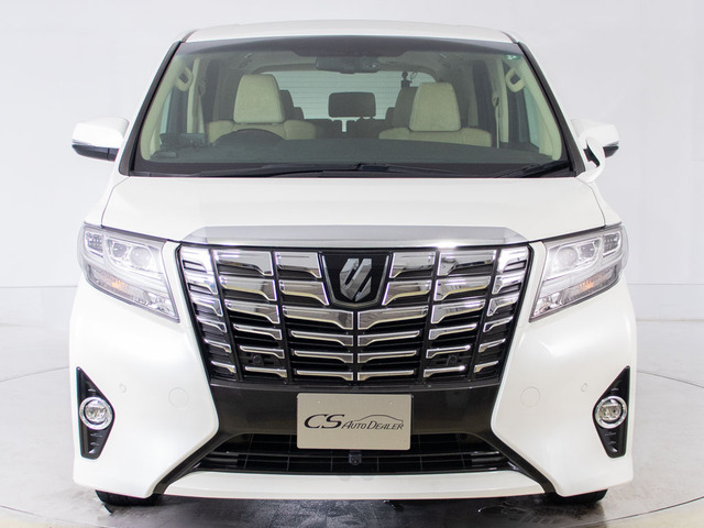 ★フロントビュー★グリル交換、エアロ取り付け等、カスタムもお任せください!