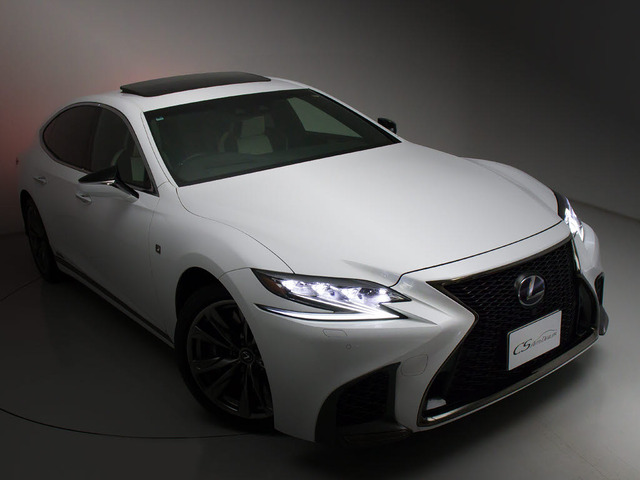 ヘッドライトも綺麗でございます!!これまでの様々な施工実績の知識を交えお客様のご要望にお応え出来る様サポートさせて頂きます!!