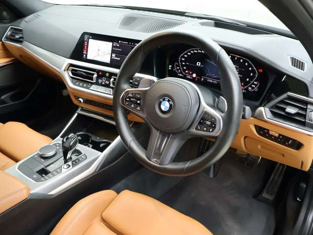 3シリーズツーリングM340i xドライブ 4WD