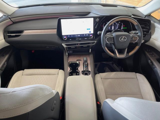 グループ総在庫数約30,000台!!全国の系列店からメーカー・車種問わずご紹介出来るので、あなたにピッタリのお車が見つかるはずです♪まずはお問い合わせ下さい☆