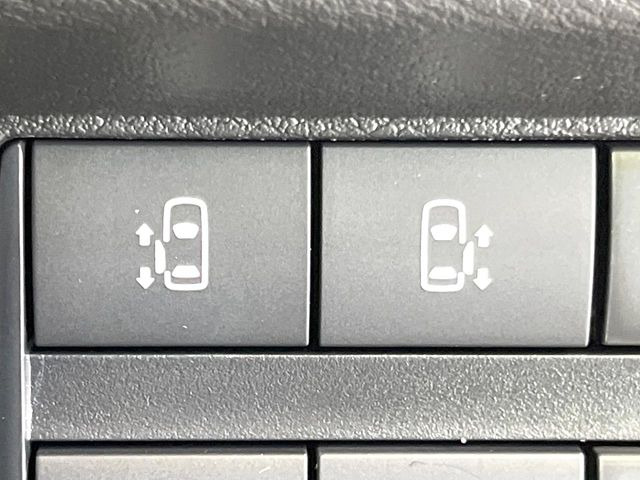 �y�����p���[�X���C�h�h�A�z�X�}�[�g�L�[��^�]�Ȃ̃X�C�b�`�Ō�ȗ����X���C�h�h�A�̊J���\���d��������͂����ăh�A���J����K�v�������A�����Ȃ��q�l�ł��ȒP�ɊJ���߂ł����K�ł���