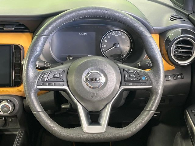 �y�����v�����X�e�A�����O�z�㎿�Ȋv���g�p���邱�ƂŁA��ɂ����������݂ƂĂ��^�]���₷���n���h���ł���