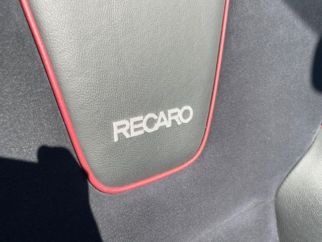 �yRECARO���o�P�b�g�V�[�g�z�l�ԍH�w�Ɋ�Â����ʈ����z�ɂ���č��ւ̕��S�Ⓑ���ԉ^�]���̔�J�������y������ڂŃ��J���Ƃ킩��X�|�[�e�B�ȃ��b�N�X�������ł��B