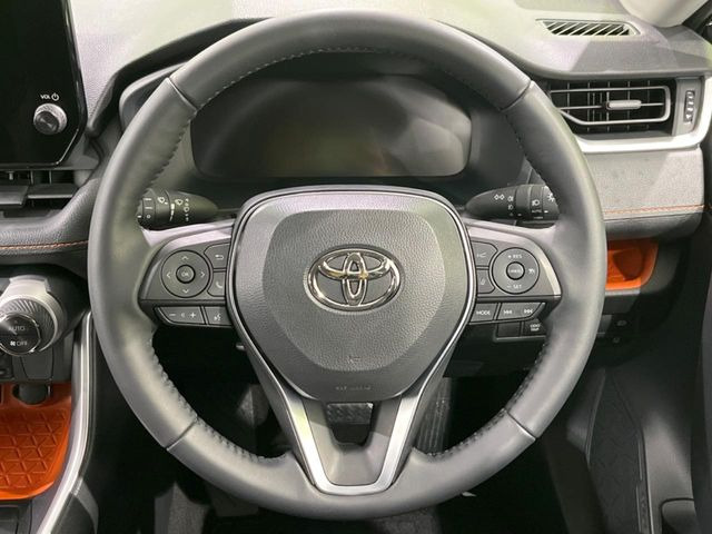 �y�����v�����X�e�A�����O�z�㎿�Ȋv���g�p���邱�ƂŁA��ɂ����������݂ƂĂ��^�]���₷���n���h���ł���