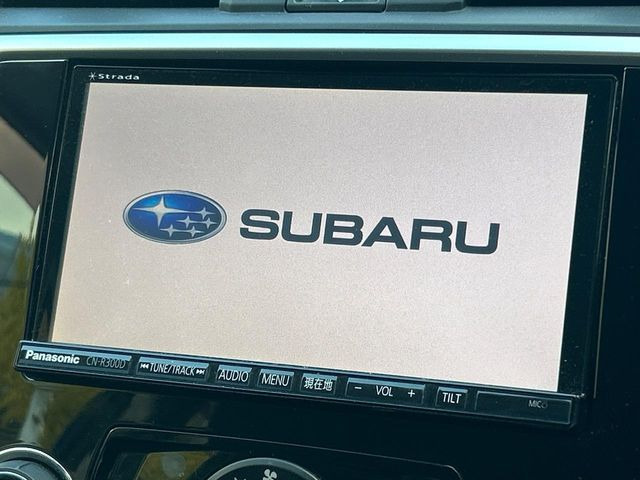 �y�����i�r�z�l�C�̏����i�r�𑕔����Ă���܂��B�i�r�̎g���₷���͂������A�I�[�f�B�I�@�\���[��!�L�����v�◷�s�͂������A�ʋ΂┃�����ȂǕ��i�̃h���C�u���y�����Ȃ�͂���