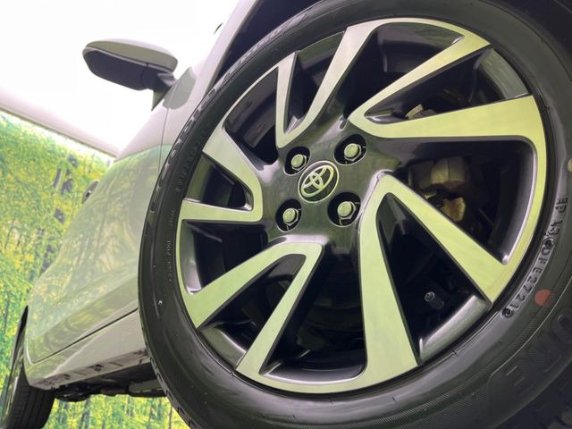 �y�����I�v�V����16�C���`�A���~�z�C�[���z�����I�v�V�����z�C�[���𑕒��B���s���\�̌���ɉ����A�O�ς����X�^�C���b�V���ɂȂ��Ă��܂��B