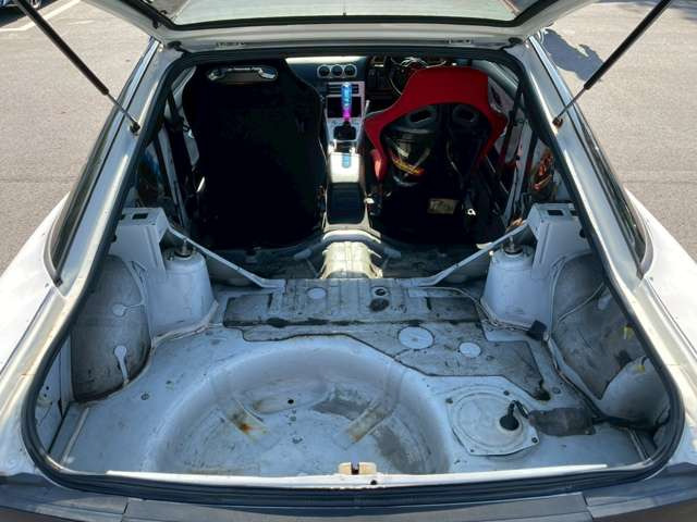 �C�ɂȂ邨�Ԃ�����܂�����E�̓d�b�ԍ����璼�ڂ��X�ɂ��₢���킹���������B�x�����@����ԗ����A��Ԃ܂łȂ�ł������������Ē����܂��B�X�^�b�t�ꓯ���A�����҂����Ă���܂��B