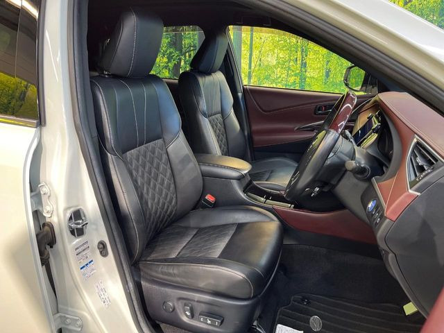 �y�n�[�t���U�[�V�[�g�z�������ƍ���S�n�𗼗������l�C�̃V�[�g���w�ʁE���ʂ̃t�@�u���b�N�f�ނ́A�ʋC���̗ǂ��⊊��ɂ����ɗD��Ă��܂��B�C���╞���ɍ��E���ꂸ���K�ɂ���肢�������܂��B