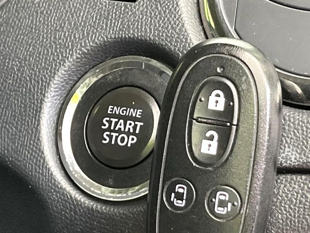 �y�L�[���X�X�^�[�g�V�X�e���z�J�o����|�P�b�g�ɓ��ꂽ�܂܂ł��h�A�̎{���E�������\�ȃX�}�[�g�L�[�𑕔��B�G���W���̃I���E�I�t�����J�M�����o���K�v����������Ƃ��Ă��֗��ł���