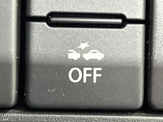 �y�X�Y�L �Z�[�t�e�B�T�|�[�g�z���s���ɑO���̎ԗ�����F�����A�Փ˂������Ȏ��͌x��ƃu���[�L�ŏՓˉ���Ɣ�Q�y�����A�V�X�g�B�����S�Ƀh���C�u�����y���݂��������܂��B