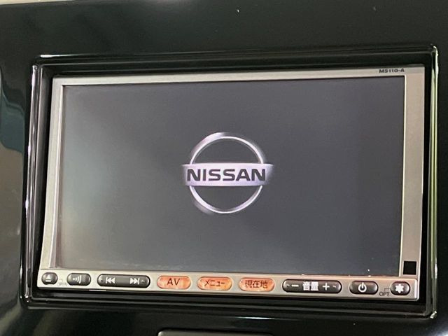 �y�����i�r�z�l�C�̏����i�r�𑕔����Ă���܂��B�i�r�̎g���₷���͂������A�I�[�f�B�I�@�\���[��!�L�����v�◷�s�͂������A�ʋ΂┃�����ȂǕ��i�̃h���C�u���y�����Ȃ�͂���