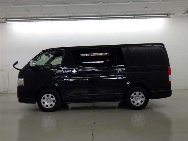 ハイエースバン