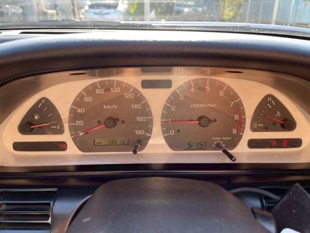 �C�ɂȂ邨�Ԃ�����܂�����E�̓d�b�ԍ����璼�ڂ��X�ɂ��₢���킹���������B�x�����@����ԗ����A��Ԃ܂łȂ�ł������������Ē����܂��B�X�^�b�t�ꓯ���A�����҂����Ă���܂��B