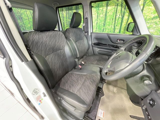 �y�n�[�t���U�[�V�[�g�z�������ƍ���S�n�𗼗������l�C�̃V�[�g���w�ʁE���ʂ̃t�@�u���b�N�f�ނ́A�ʋC���̗ǂ��⊊��ɂ����ɗD��Ă��܂��B�C���╞���ɍ��E���ꂸ���K�ɂ���肢�������܂��B